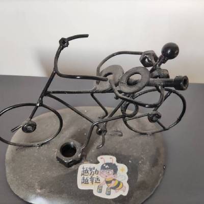 675963001055666499.jpg (400×400)